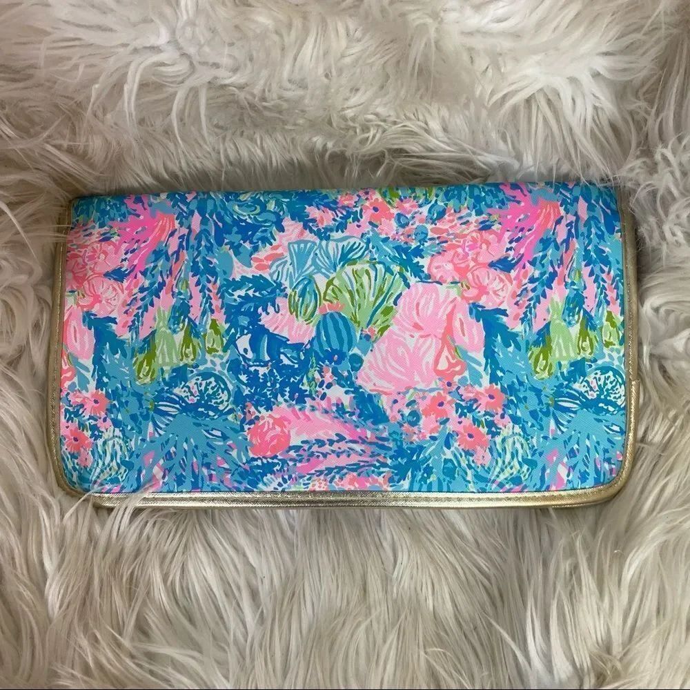 Lilly Pulitzer Floral Print Travel Wallet Organizer